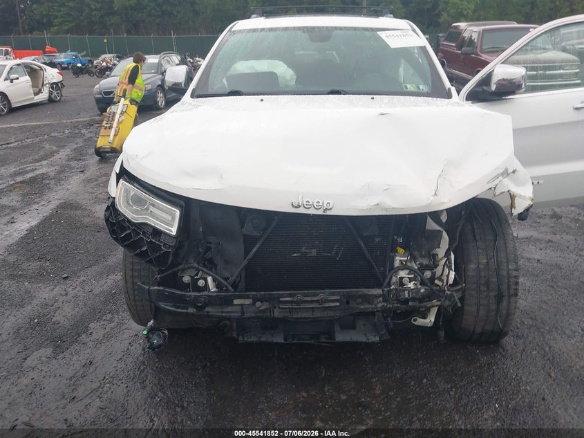 2016 Jeep Grand cherokee VIN 1C4RJFBG9GC496782 IAAI salvage auction — FRONT & REAR, Salvage (Pennsylvania), sold $1,150 on 2026-07-11 (photo 6)