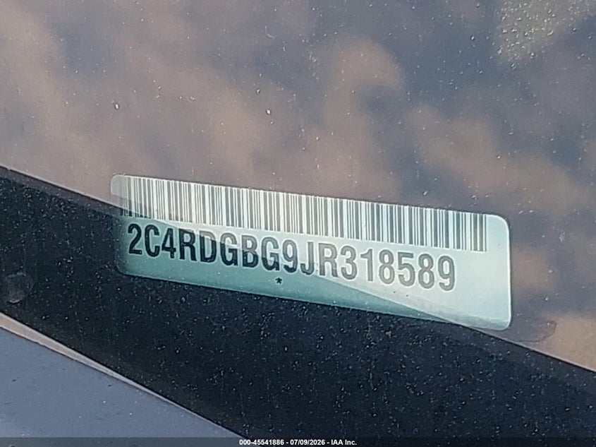 2018 Dodge Grand caravan VIN 2C4RDGBG9JR318589 IAAI salvage auction — NORMAL WEAR, Sf97 (Indiana), sold $7,425 on 2026-08-12 (photo 9)