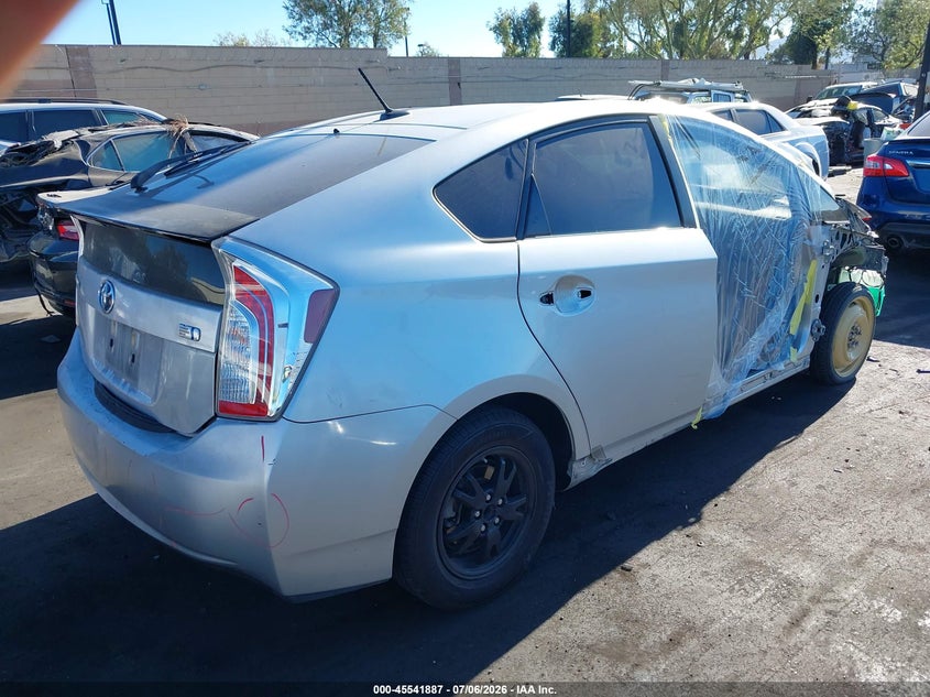 2013 Toyota Prius VIN JTDKN3DU2D5608412 IAAI salvage auction — LEFT & RIGHT, Salvage Certificate (California), sold $2,100 on 2026-07-24 (photo 4)