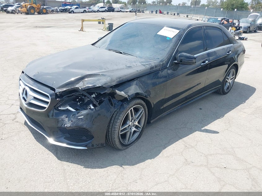 2016 Mercedes-benz VIN WDDHF5KB0GB298812 IAAI salvage auction — LEFT FRONT, Salvage Title, sold $2,375 on 2026-07-29 (photo 2)