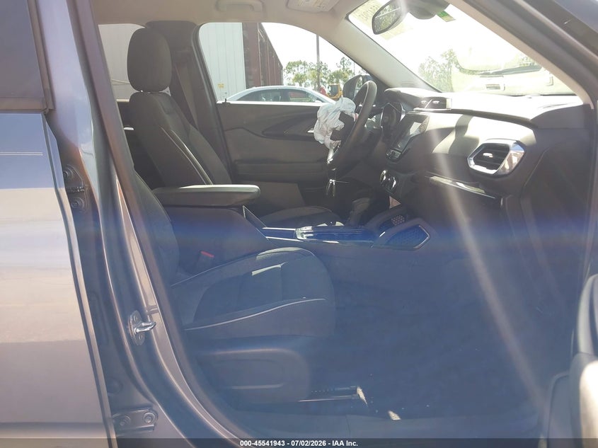 2021 Chevrolet Trailblazer VIN KL79MPSL8MB023044 IAAI salvage auction — FRONT END, Certificate Of Destruction (Florida), sold $1,800 on 2026-07-29 (photo 5)