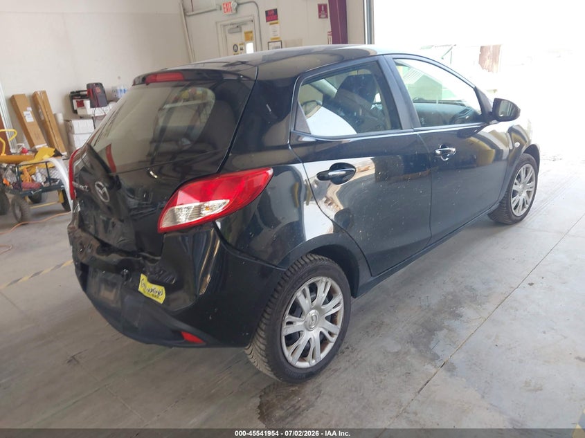 2014 Mazda 2 VIN JM1DE1KZXE0177733 IAAI salvage auction — REAR END, Clear (Virginia), sold $575 on 2026-07-24 (photo 4)