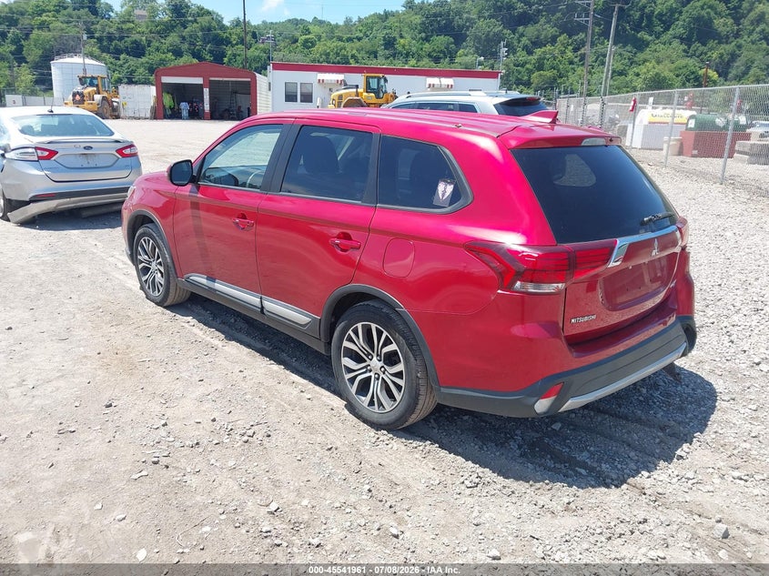 2018 Mitsubishi Outlander VIN JA4AZ3A35JZ041882 IAAI salvage auction — REAR END, Salvage (Pennsylvania), sold $2,950 on 2026-07-21 (photo 3)