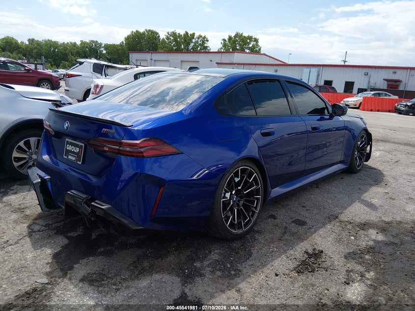 2025 BMW M5 VIN WBS83FK06SCT09928 IAAI salvage auction — LEFT FRONT, Salvage (Kansas), sold $49,300 on 2026-08-03 (photo 4)