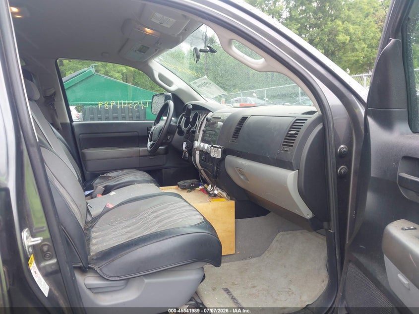 2011 Toyota Tundra VIN 5TFUY5F14BX165499 IAAI salvage auction — UNDERCARRIAGE, Mv-907A (New York), sold $2,050 on 2026-07-09 (photo 5)