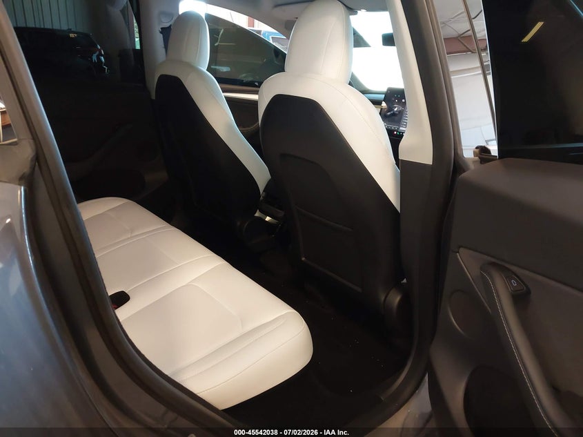 2023 Tesla Model y VIN 7SAYGDEF1PF646519 IAAI salvage auction — FRONT END, Salvage Title, sold $20,275 on 2026-08-29 (photo 8)