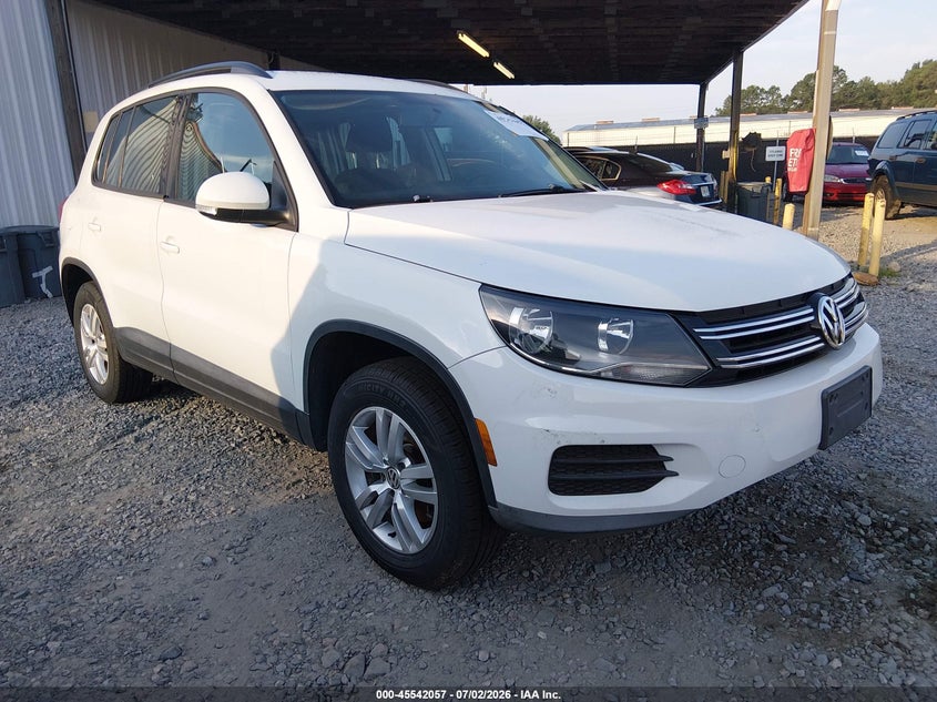 2015 Volkswagen Tiguan VIN WVGAV7AX8FW555676 IAAI salvage auction — LEFT FRONT, Clear (Georgia), sold $1,050 on 2026-07-29 (photo 1)