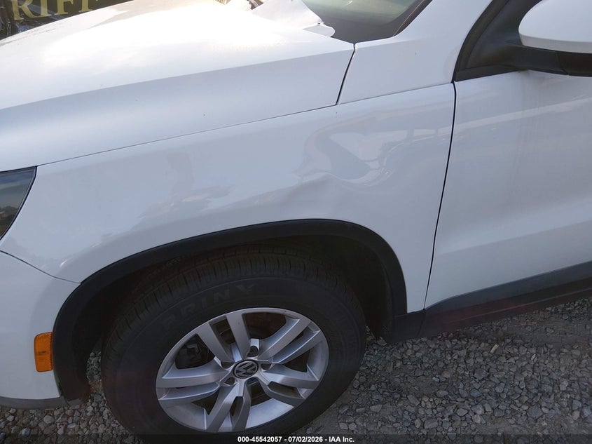 2015 Volkswagen Tiguan VIN WVGAV7AX8FW555676 IAAI salvage auction — LEFT FRONT, Clear (Georgia), sold $1,050 on 2026-07-29 (photo 6)