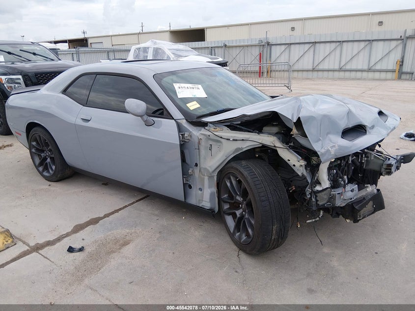 2022 Dodge Challenger VIN 2C3CDZL9XNH168056 IAAI salvage auction — FRONT END, Salvage Title, sold $11,600 on 2026-07-30 (photo 1)