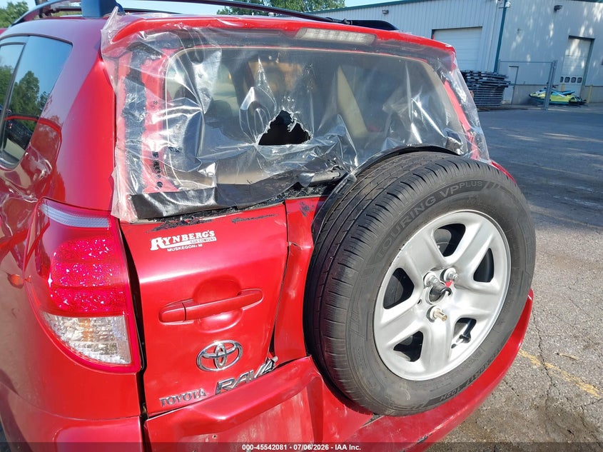2008 Toyota Rav4 VIN JTMBD31V585132694 IAAI salvage auction — REAR END, Clear (Michigan), sold $825 on 2026-07-27 (photo 6)