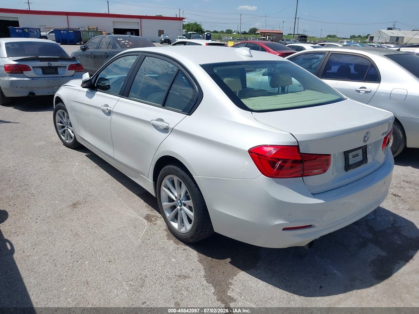 2016 BMW 3er VIN WBA8E1G5XGNT34509 IAAI salvage auction — NORMAL WEAR, Original (Texas), sold $1,125 on 2026-07-29 (photo 3)