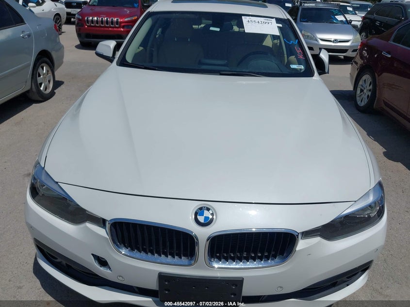 2016 BMW 3er VIN WBA8E1G5XGNT34509 IAAI salvage auction — NORMAL WEAR, Original (Texas), sold $1,125 on 2026-07-29 (photo 6)