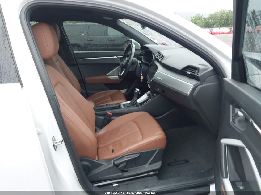 2020 Audi Q3 VIN WA1AECF38L1003407 IAAI salvage auction — FRONT & REAR, Salvage (New Jersey), sold $4,350 on 2026-08-01 (photo 5)