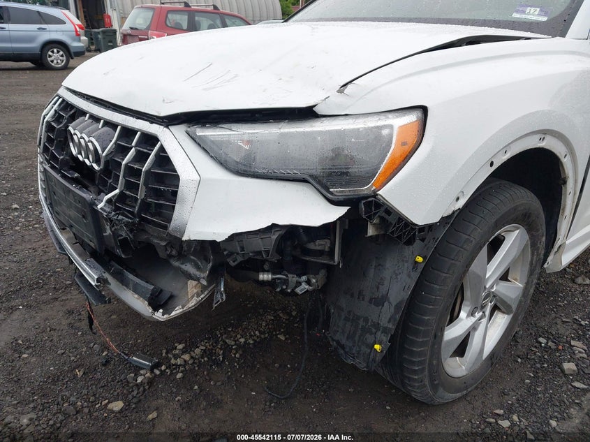 2020 Audi Q3 VIN WA1AECF38L1003407 IAAI salvage auction — FRONT & REAR, Salvage (New Jersey), sold $4,350 on 2026-08-01 (photo 6)