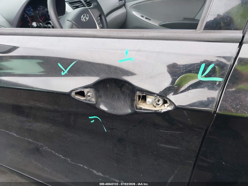 2016 Hyundai Accent VIN KMHCT4AE3GU102123 IAAI salvage auction — THEFT, Salvage Title, sold $450 on 2026-07-15 (photo 6)