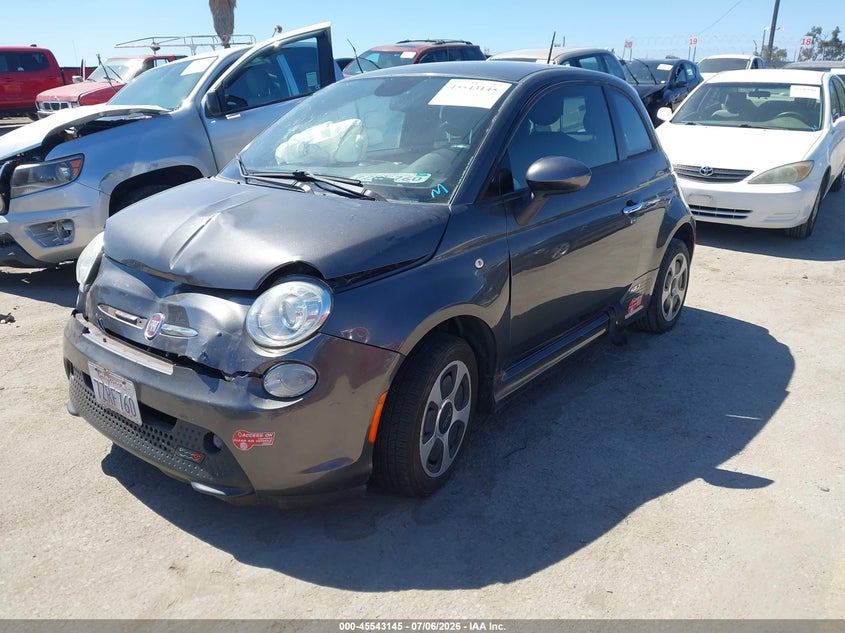 2014 Fiat 500 VIN 3C3CFFGEXET175872 IAAI salvage auction — FRONT END, Salvage Title, sold $225 on 2026-08-12 (photo 2)