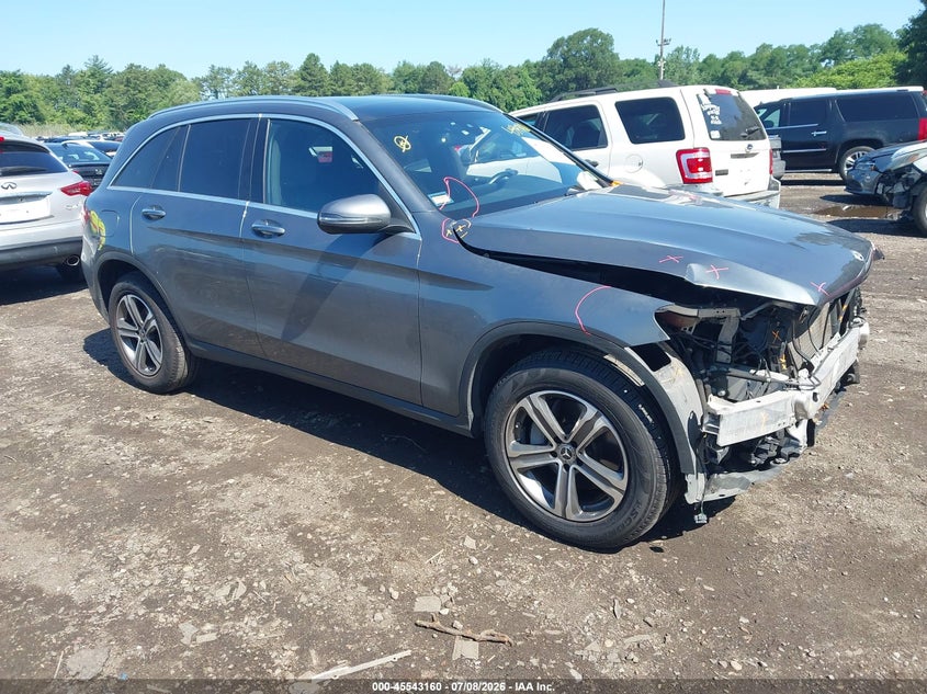 2019 Mercedes-benz Glc VIN WDC0G4KB6KV152284 IAAI salvage auction — FRONT END, Salvage Title, sold $10,550 on 2026-07-14 (photo 1)