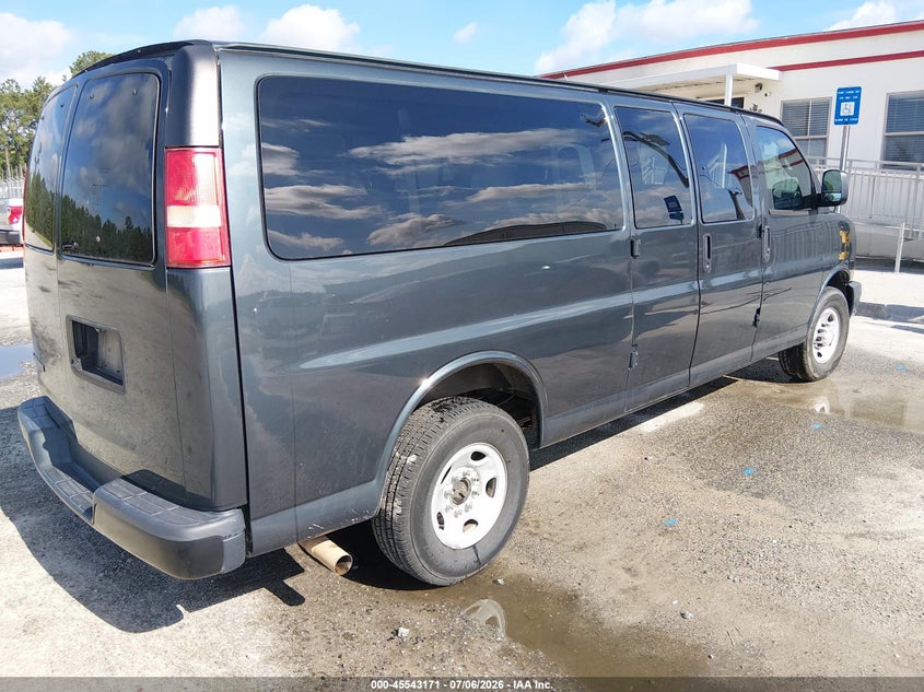 2017 Chevrolet VIN 1GAZGNFG2H1268597 IAAI salvage auction — NORMAL WEAR, Sf97 (Georgia), sold $17,650 on 2026-09-09 (photo 4)