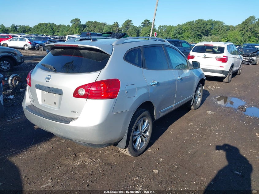 2015 Nissan Rogue VIN JN8AS5MV7FW769476 IAAI salvage auction — RIGHT SIDE, Mv-907A (New York), sold $450 on 2026-07-14 (photo 4)