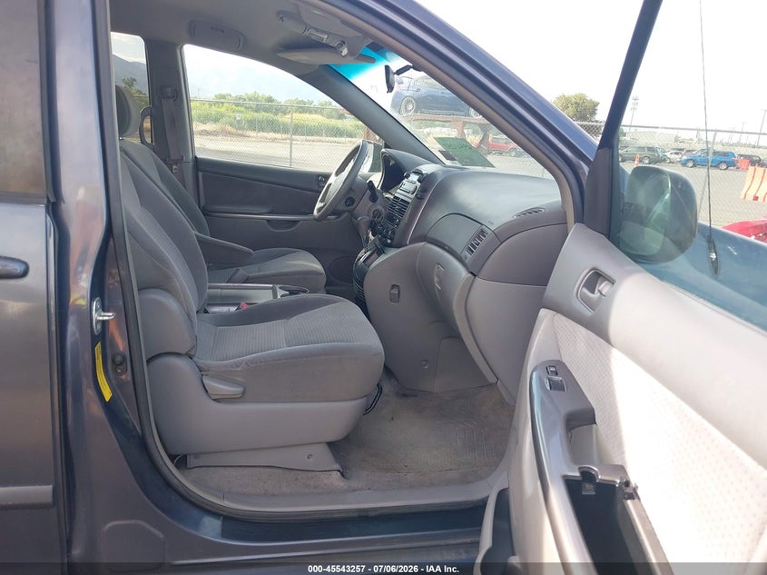2006 Toyota Sienna VIN 5TDZA23C46S398163 IAAI salvage auction — REAR END, Salvage (Utah), sold $850 on 2026-07-23 (photo 5)
