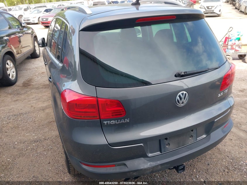 2015 Volkswagen Tiguan VIN WVGAV7AX5FW569275 IAAI salvage auction — NORMAL WEAR, Clear (California), sold $475 on 2026-07-29 (photo 3)