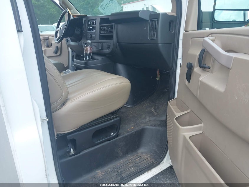 2019 Chevrolet Express 2500 VIN 1GB0GRFP3K1297786 IAAI salvage auction — NORMAL WEAR, SF97 (Maryland), sold $7,600 on 2026-07-21 (photo 5)
