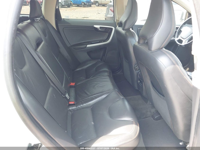 2011 Volvo Xc60 VIN YV4902DZ3B2218398 IAAI salvage auction — NORMAL WEAR, Clear (New Jersey), sold $750 on 2026-07-13 (photo 8)