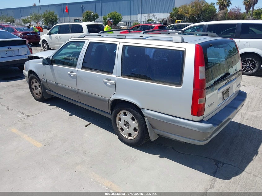 2000 Volvo V70 VIN YV1LZ56D6Y2666350 IAAI salvage auction — NORMAL WEAR, Clear - Dealer Only (California), sold $400 on 2026-07-20 (photo 3)