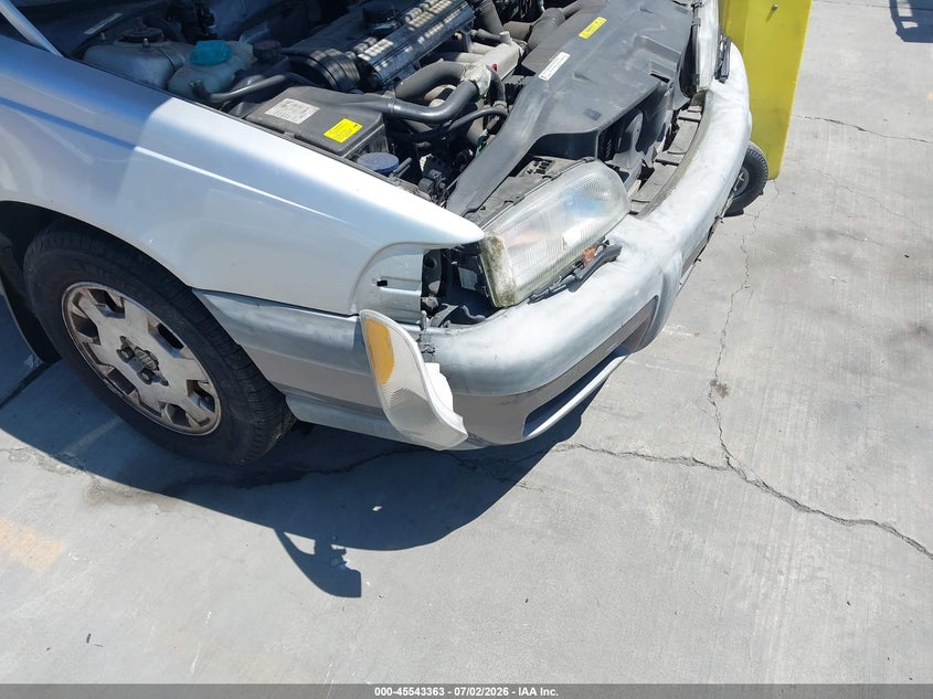2000 Volvo V70 VIN YV1LZ56D6Y2666350 IAAI salvage auction — NORMAL WEAR, Clear - Dealer Only (California), sold $400 on 2026-07-20 (photo 6)
