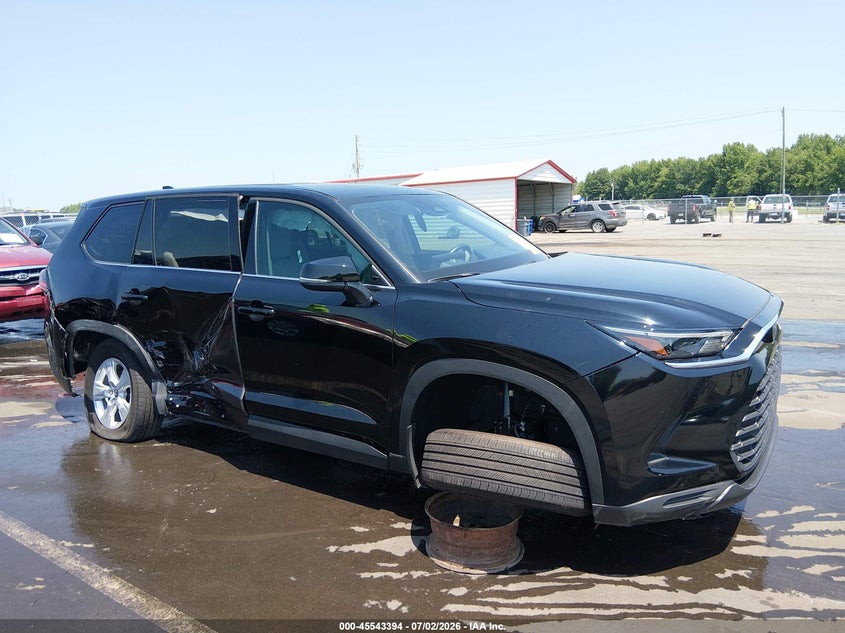 2025 Toyota Highlander VIN 5TDACAB59SS038384 — IAAI salvage auction photo