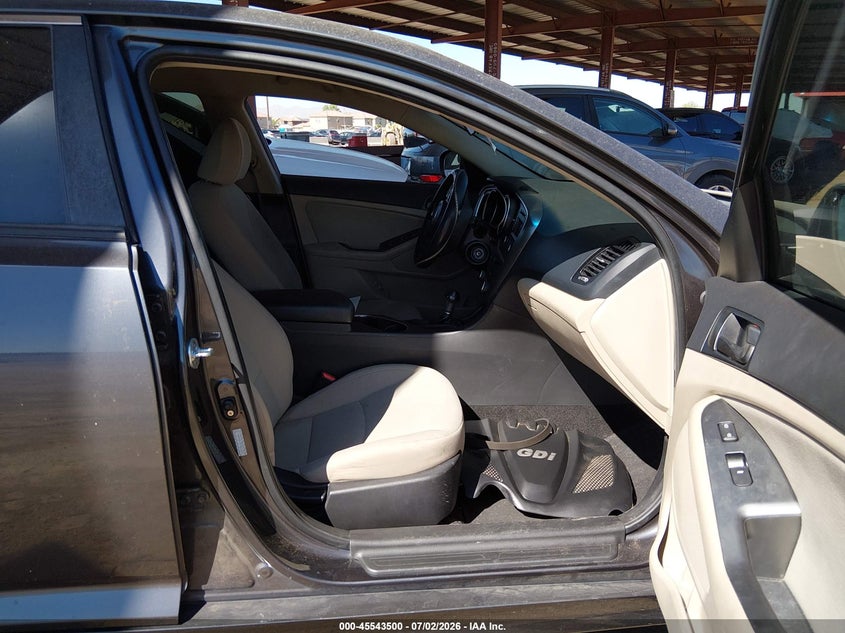 2015 Kia Optima VIN KNAGM4A75F5621622 IAAI salvage auction — NORMAL WEAR, Clear-Dealer Only (Arizona), sold $400 on 2026-07-28 (photo 5)