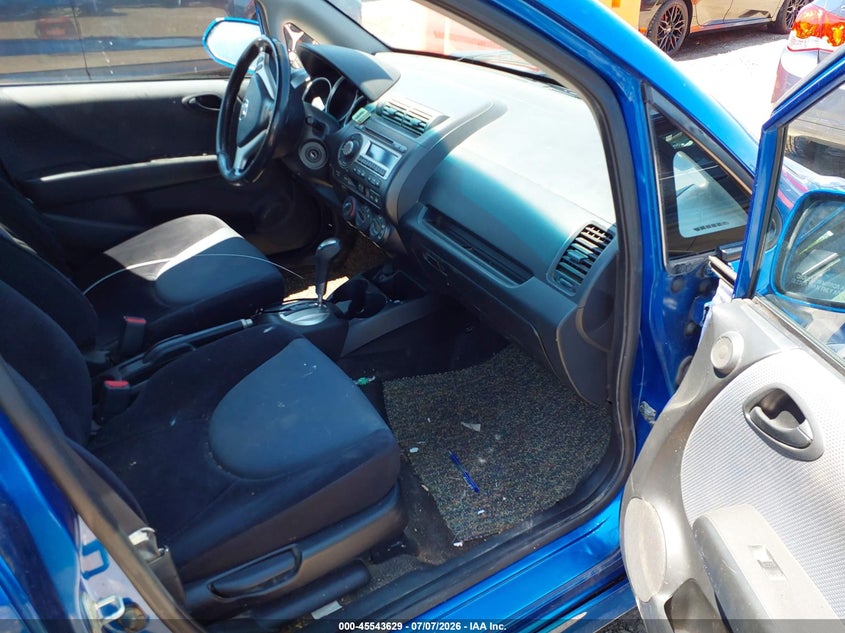 2007 Honda Fit VIN JHMGD38657S053464 IAAI salvage auction — NORMAL WEAR, Clear (Illinois), sold $475 on 2026-07-20 (photo 5)