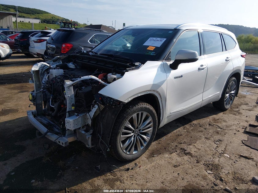 2021 Toyota Highlander VIN 5TDEBRCH5MS017661 IAAI salvage auction — FRONT END, Wait Title, sold $23,200 on 2026-08-27 (photo 2)
