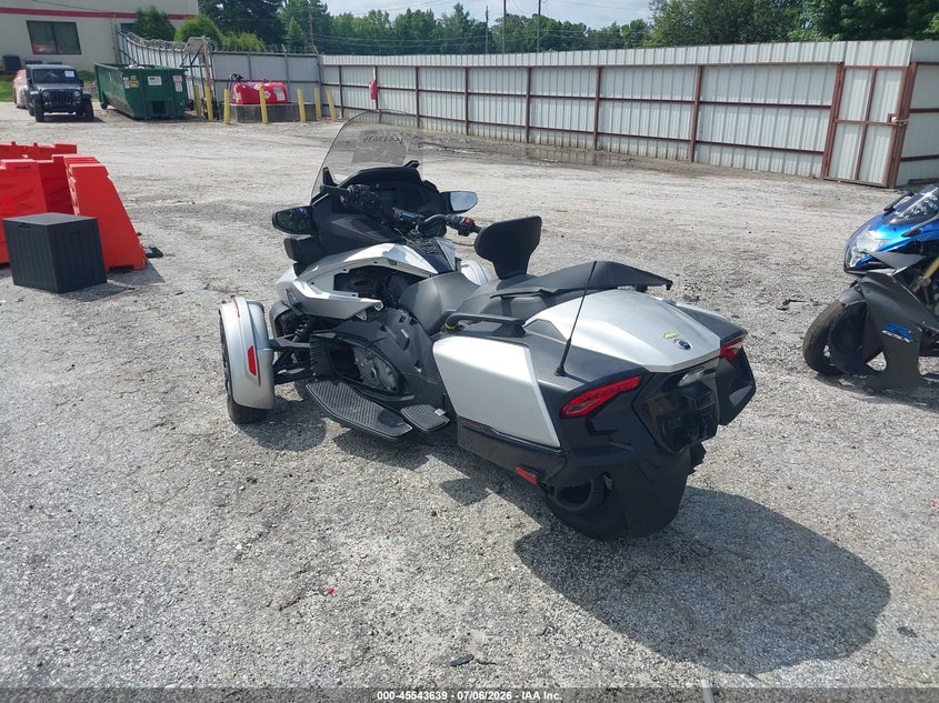 2023 Can-am/ brp Spyder VIN 2BXNBDD26PV000109 IAAI salvage auction — FRONT END, Salvage Title, sold $1,650 on 2026-09-01 (photo 3)