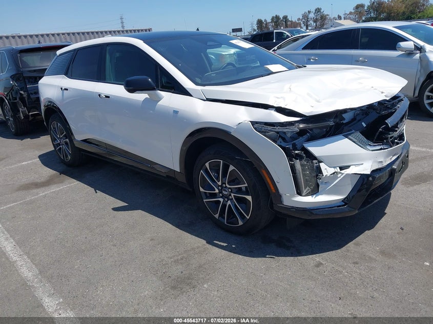 2025 Cadillac Optiq VIN 3GYK3GMR2SS207139 — IAAI salvage auction photo