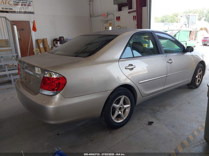 2006 Toyota Camry VIN JTDBE32K163065523 IAAI salvage auction — NORMAL WEAR, Clear (Virginia), sold $550 on 2026-07-10 (photo 4)