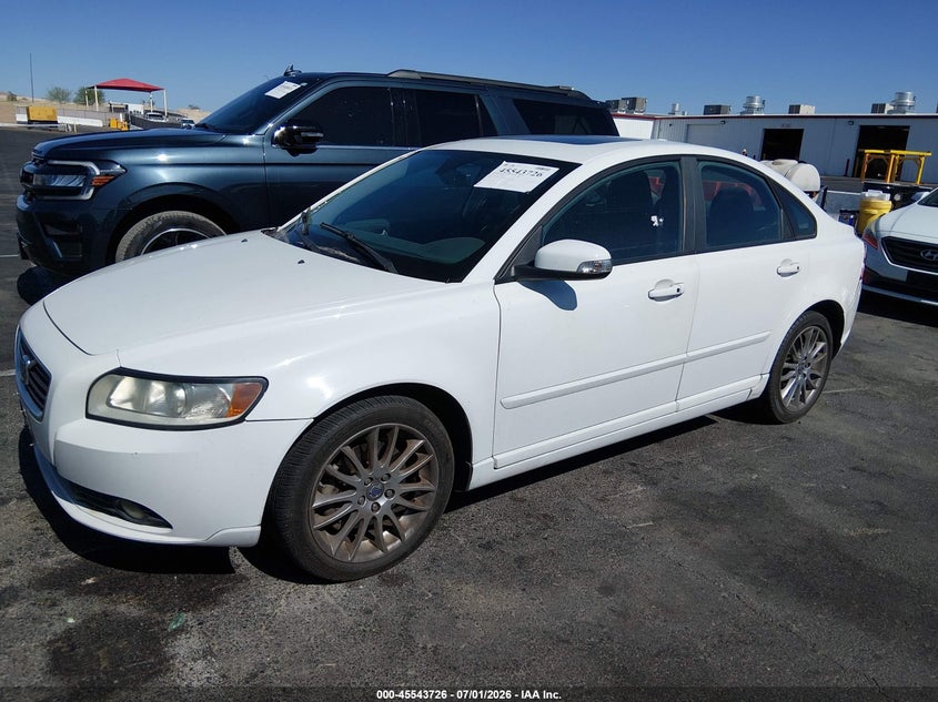 2010 Volvo S40 VIN YV1390MSXA2500536 IAAI salvage auction — NORMAL WEAR, Clear (California), sold $100 on 2026-07-31 (photo 2)
