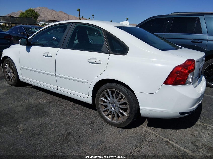 2010 Volvo S40 VIN YV1390MSXA2500536 IAAI salvage auction — NORMAL WEAR, Clear (California), sold $100 on 2026-07-31 (photo 3)