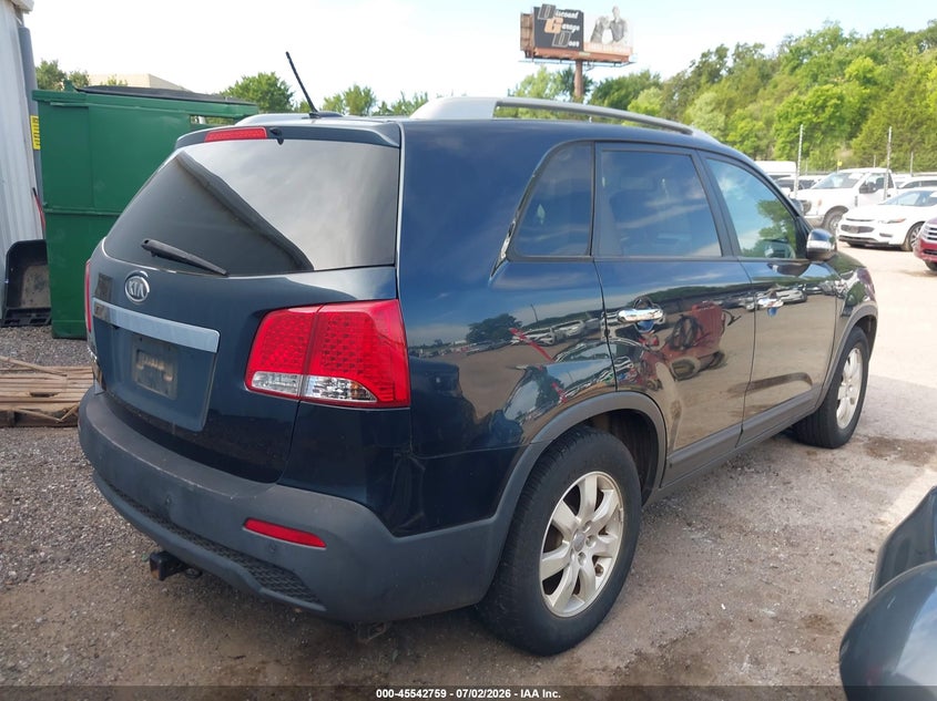 2012 Kia Sorento VIN 5XYKT4A6XCG260673 IAAI salvage auction — NORMAL WEAR, Clear - Public Restricted (Oklahoma), sold $325 on 2026-07-29 (photo 4)