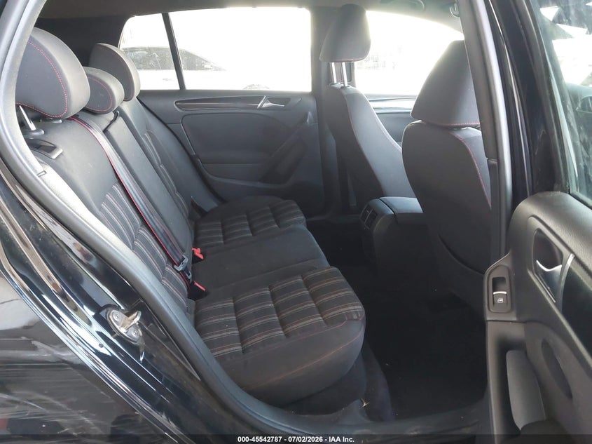 2013 Volkswagen Gti VIN WVWHD7AJ6DW139334 IAAI salvage auction — RIGHT FRONT, Salvage Title, sold $1,475 on 2026-08-06 (photo 8)