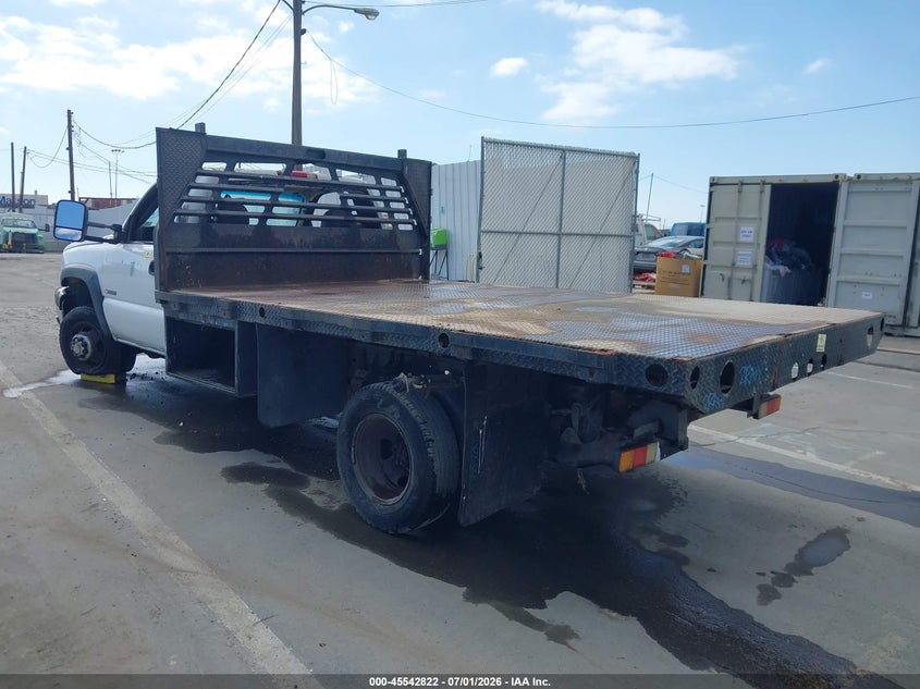 2005 Chevrolet Silverado 3500 VIN 1GBJC34U65E244485 IAAI salvage auction — LEFT & RIGHT, Salvage (California), sold $500 on 2026-07-08 (photo 3)