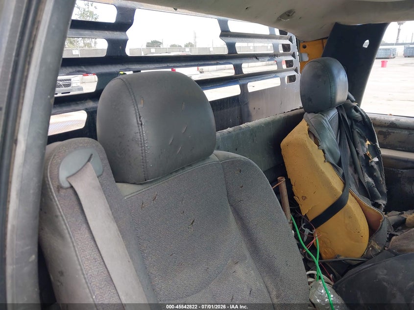 2005 Chevrolet Silverado 3500 VIN 1GBJC34U65E244485 IAAI salvage auction — LEFT & RIGHT, Salvage (California), sold $500 on 2026-07-08 (photo 8)