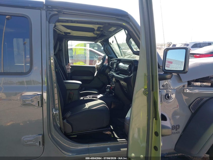 2020 Jeep Wrangler / VIN 1C4HJXDN8LW145352 IAAI salvage auction — FRONT & REAR, Salvage Title, sold $2,300 on 2026-08-13 (photo 5)