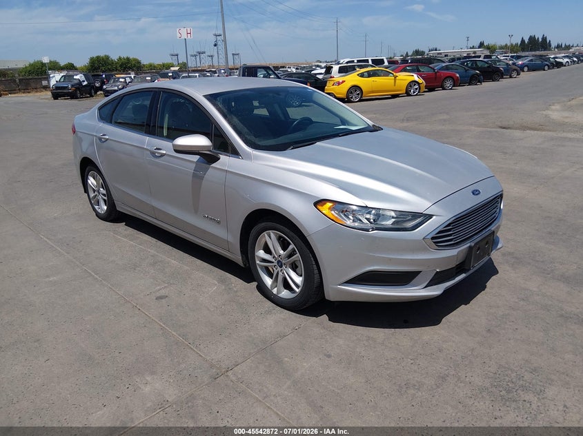 2018 Ford Fusion VIN 3FA6P0UU6JR271543 — IAAI salvage auction photo