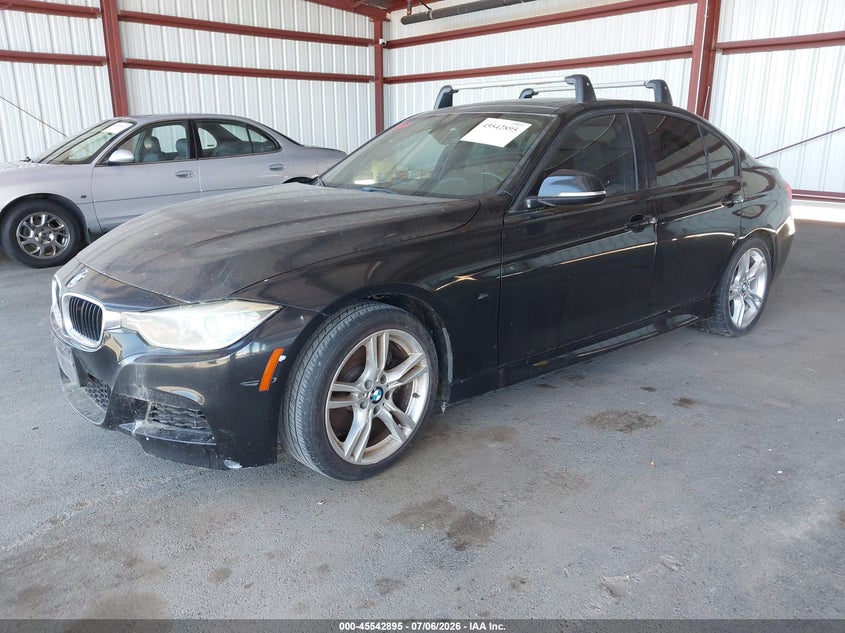 2013 BMW 3er VIN WBA3A5C51DF603747 IAAI salvage auction — NORMAL WEAR, Clear - Dealer Only (California), sold $1,300 on 2026-07-14 (photo 2)