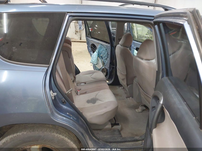 2006 Toyota Rav4 VIN JTMBD33V766008754 IAAI salvage auction — SIDE, Salvage (Pennsylvania), sold $325 on 2026-07-23 (photo 8)