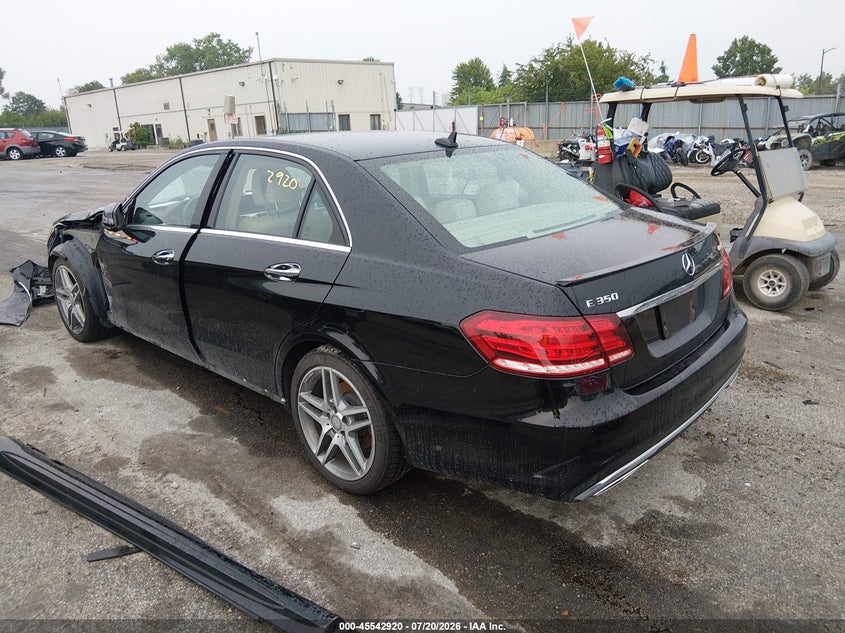 2016 Mercedes-benz E-klasse VIN WDDHF8JB1GB216606 IAAI salvage auction — LEFT SIDE, Salvage (Illinois), sold $3,925 on 2026-08-17 (photo 3)