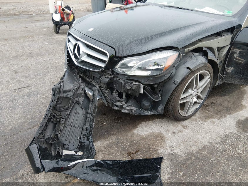 2016 Mercedes-benz E-klasse VIN WDDHF8JB1GB216606 IAAI salvage auction — LEFT SIDE, Salvage (Illinois), sold $3,925 on 2026-08-17 (photo 6)