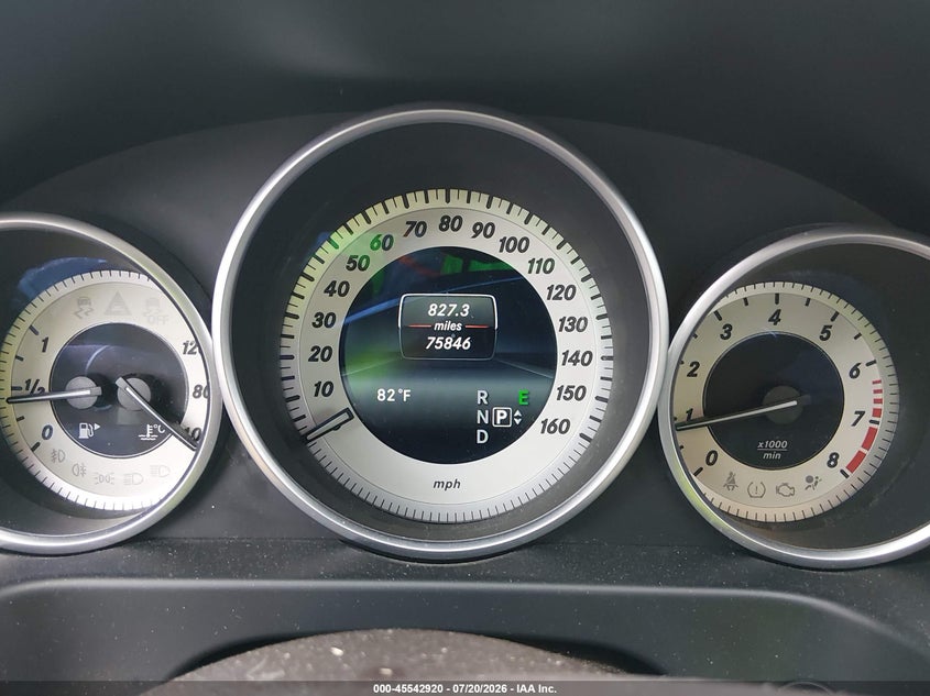 2016 Mercedes-benz E-klasse VIN WDDHF8JB1GB216606 IAAI salvage auction — LEFT SIDE, Salvage (Illinois), sold $3,925 on 2026-08-17 (photo 7)