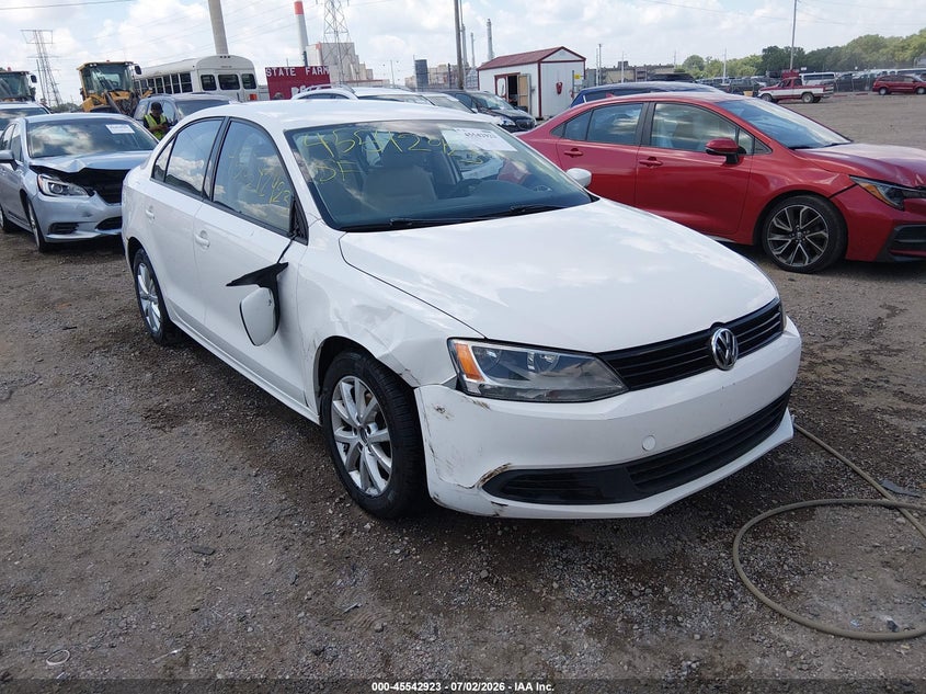 2011 Volkswagen Jetta VIN 3VWDZ7AJ0BM382213 IAAI salvage auction — RIGHT FRONT, Clear (Indiana), sold $900 on 2026-08-03 (photo 1)